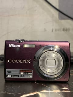 Nikon Coolpix S220