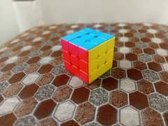 RUBIK'S CUBE