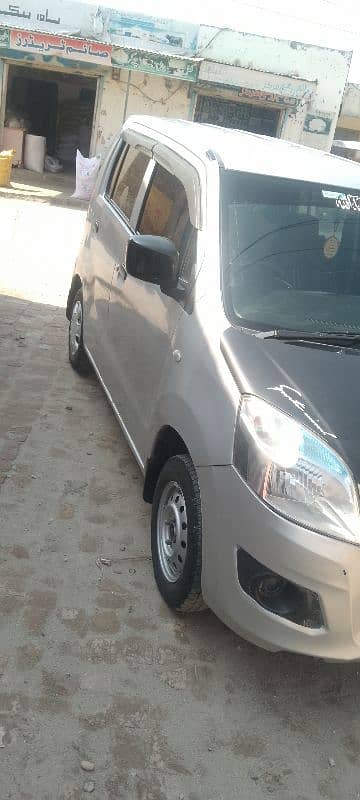 Suzuki Wagon R 2014 1