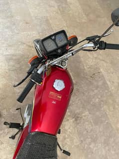 Honda CG 125 bike full geniun