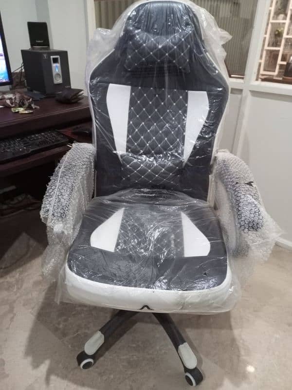 Gaming Chair 0