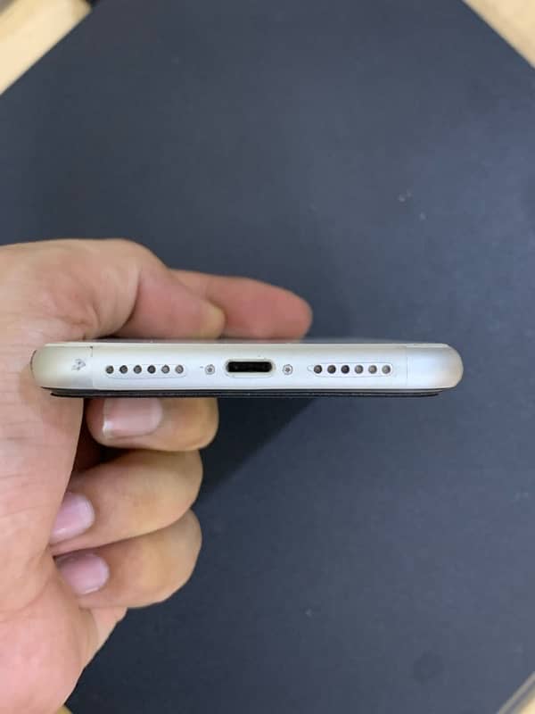 iPhone 11 Official PTA Approved 3