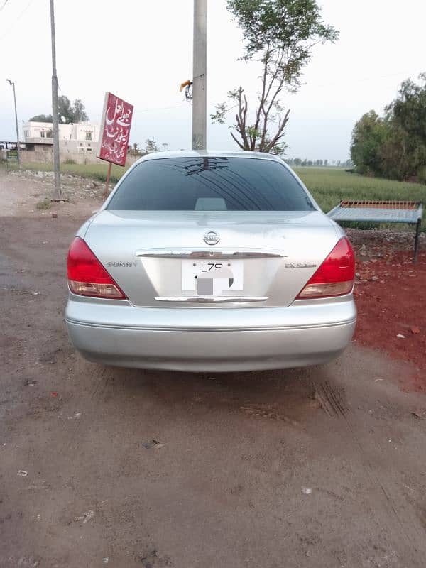 Nissan Sunny 2005 1