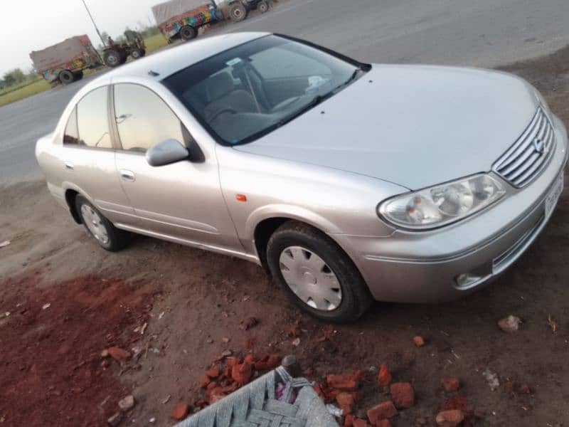 Nissan Sunny 2005 10