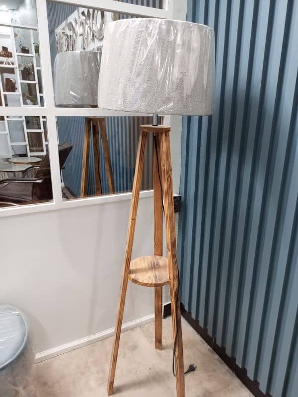 Standing Lamp 0