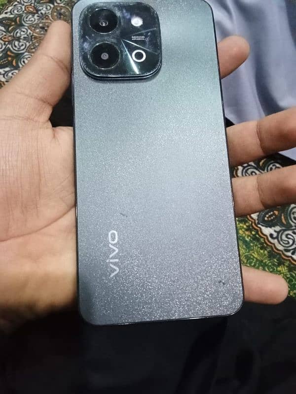 vivo y28 1