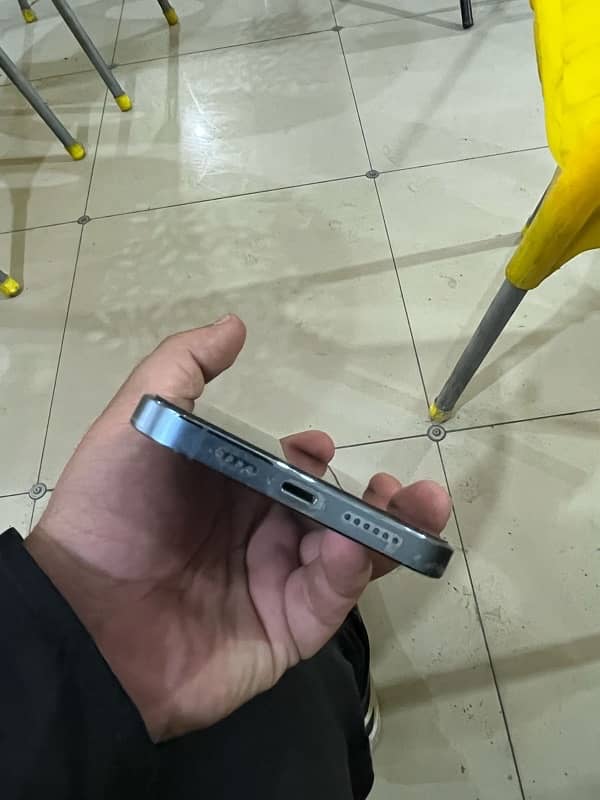 iphone 13 Pro max Pta Approved 3