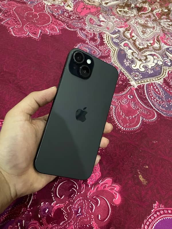 IPhone 15 Plus 4