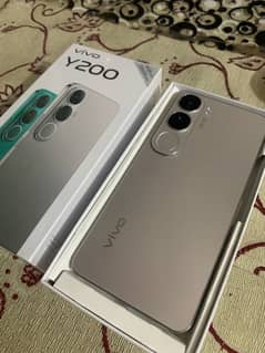 vivo y200 8/256 GB