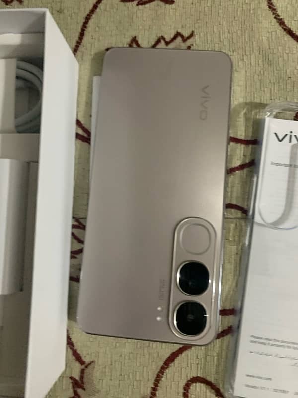 vivo y200 8/256 GB 3