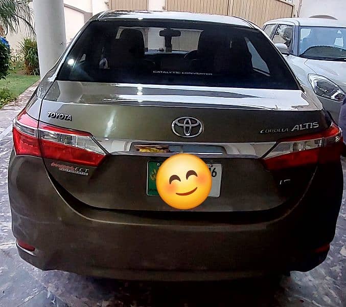 Toyota Corolla Altis 2016 3