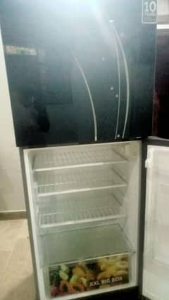 Haier full size fridge mint condition