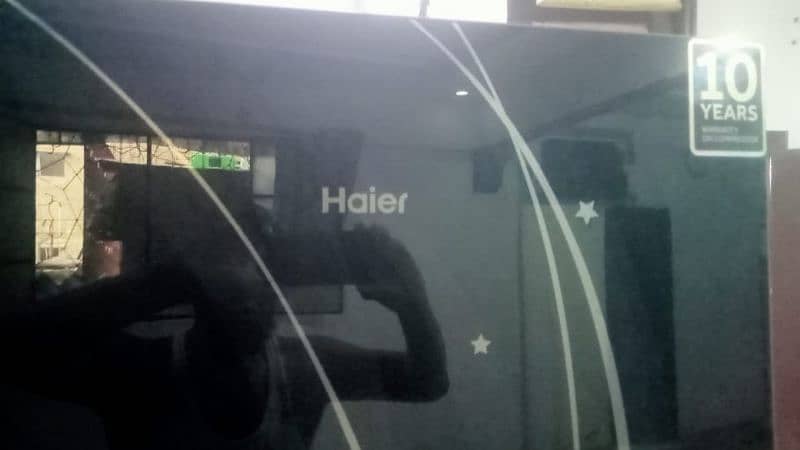 Haier full size fridge mint condition 8