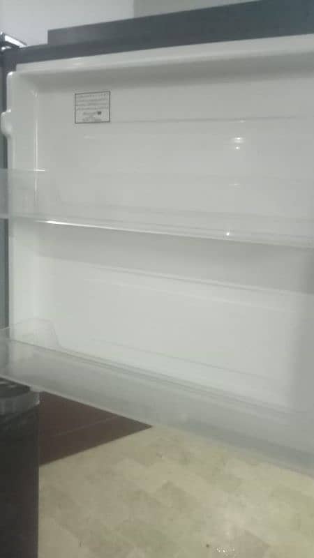 Haier full size fridge mint condition 10