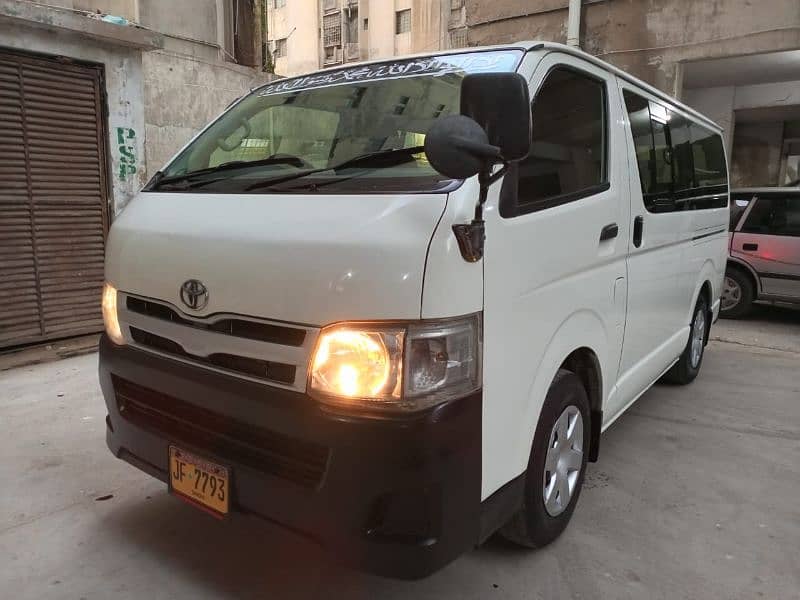 Toyota Hiace 2012 7