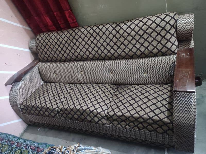 sofa set 5 seater or 2*1 seater 2