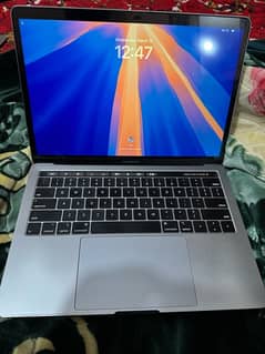 MacBook Pro  2018 with Touch Bar