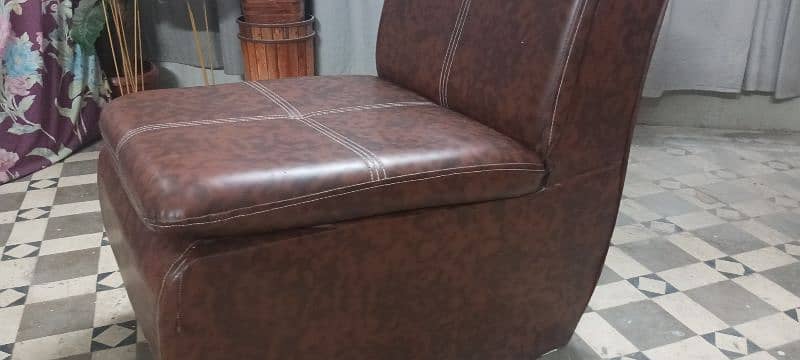 SINGLE SOFA BROWN COLOR 2