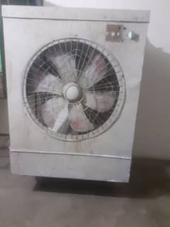 room air colar 03224306427 good Condition