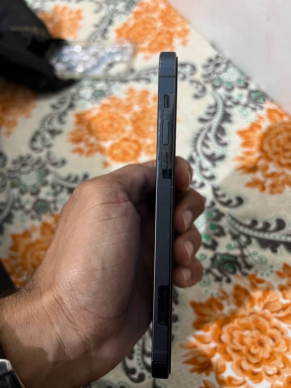 Details Brand Apple iPhone Model 12 Pro Condition Used 1