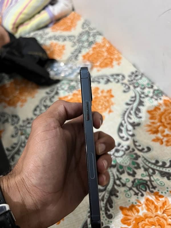 Details Brand Apple iPhone Model 12 Pro Condition Used 3