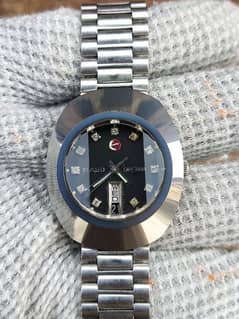 RADO DIASTAR AVAILABLE IN GOOD CONDITION What,s app 0322 8011662