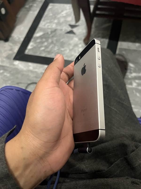 IPhone SE 32Gb Exchange 4