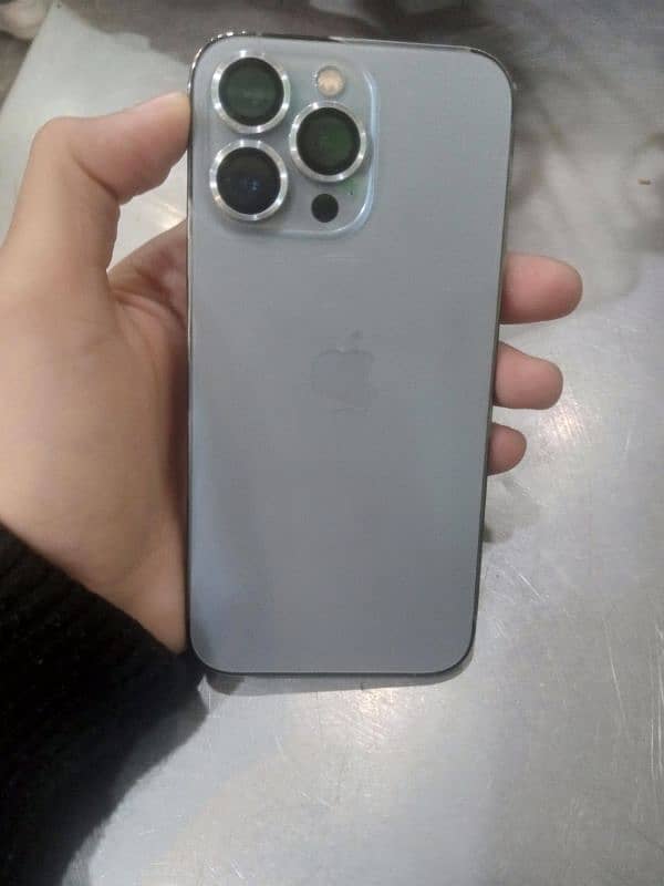 iPhone 13 pro 2