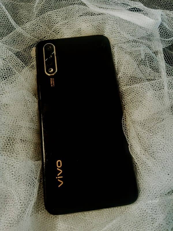 vivo s1 1