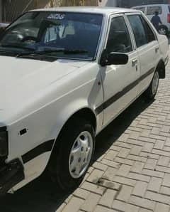 Nissan Sunny 1983