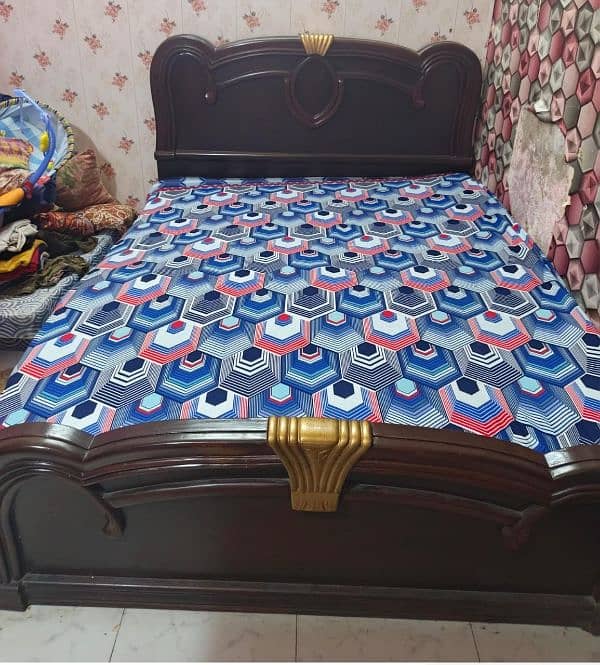 bed set for sale serious buyers 0