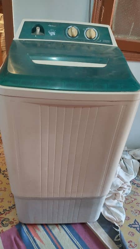 Haier 15kg full sized Washing Machine 0