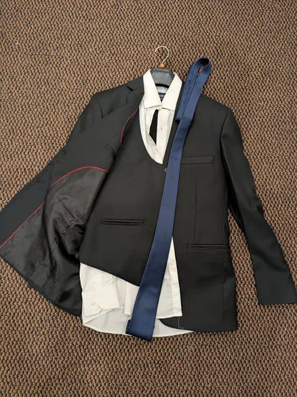 Men's Suit 3