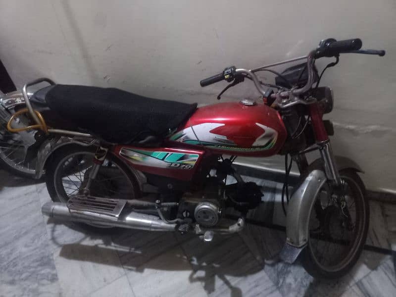 Honda CD 70 Red colour 1