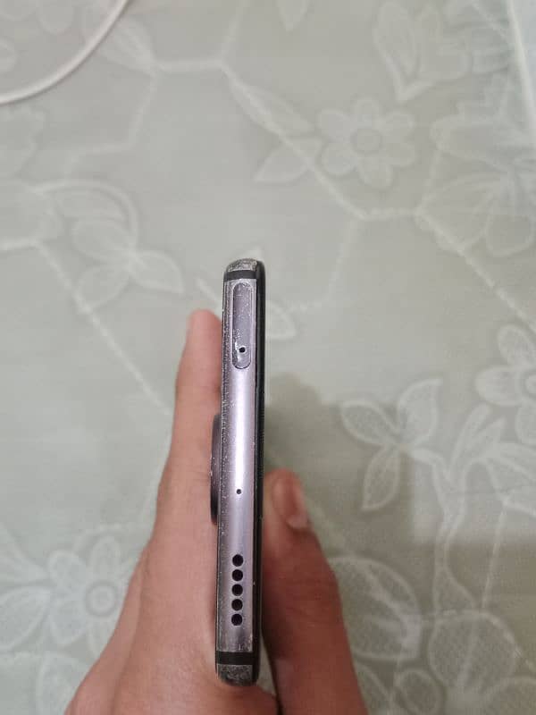 MOTO Z4 10/8 FOR BACK ONLY 5