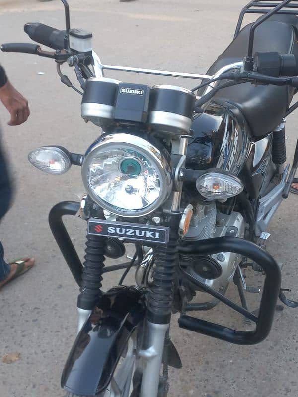 Suzuki gs 150 se 10