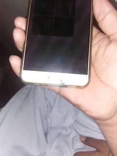 I'm selling my samsung Galaxy c7 4 \64