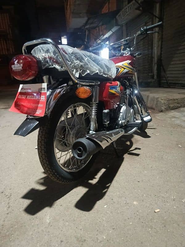 honda 125 2025 4