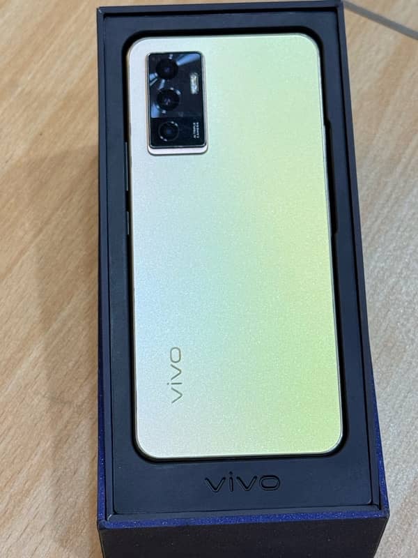 vivo v23e 8/128 7