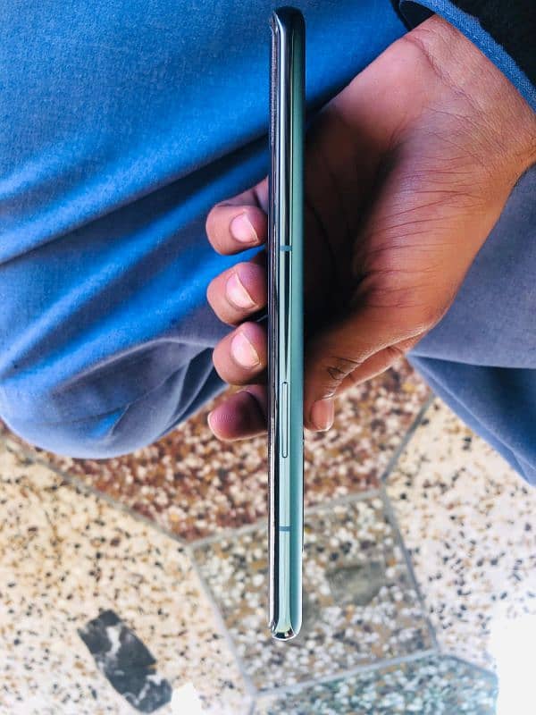 One Plus 10 pro Non Pta 2