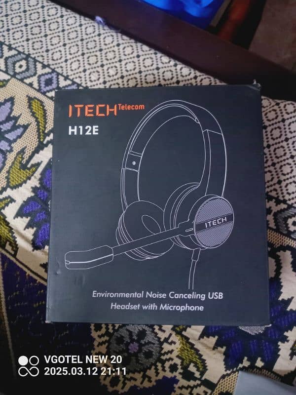 I tech telecom headphones with mic 0