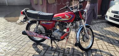 125 Model 18 For sell and exchange with Hunda cb 150 and suzaki gs 150