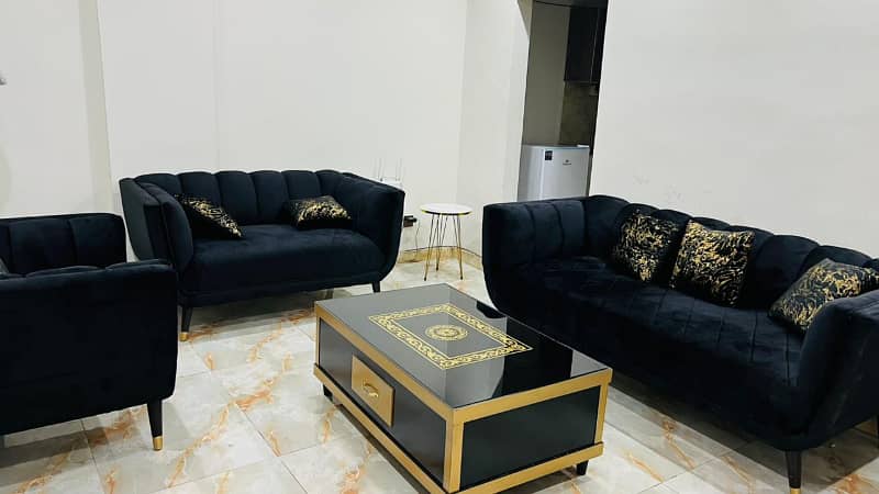 One Bed Apartment For Rent Per day And Short Stay Avil In Bahria town Lahore 3