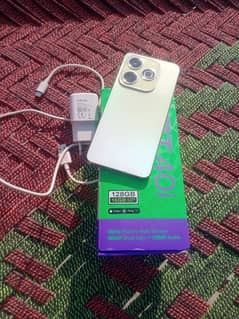 infinix hot40i 8+8.128 with box charger