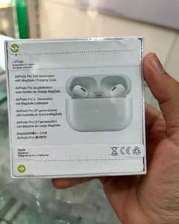 I phone original earbuds 0