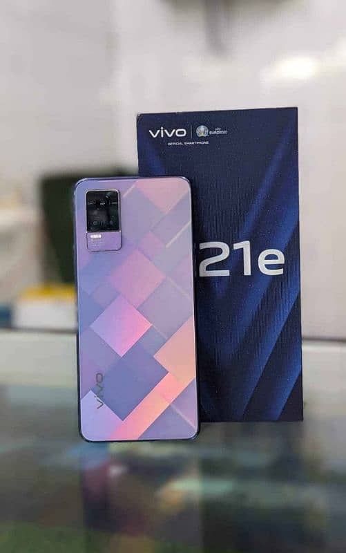 vivo v21 e 8+4 rom 128 gb memory 10/10 4