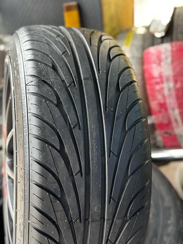 OZ RACING ORIGINAL RIM WITH 225/40R18 BRAND NEW TYRE 1