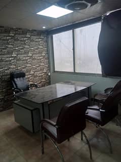 Full furnished office for rent 500sqft in shahar e Faisal.