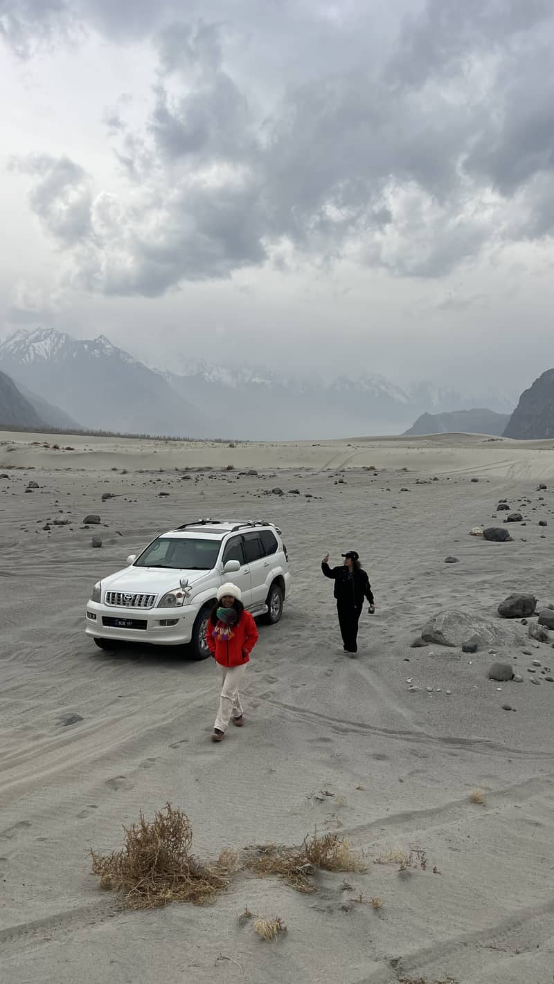 Skardu Airport Car Rental – Deluxe Transport for Travelers 2