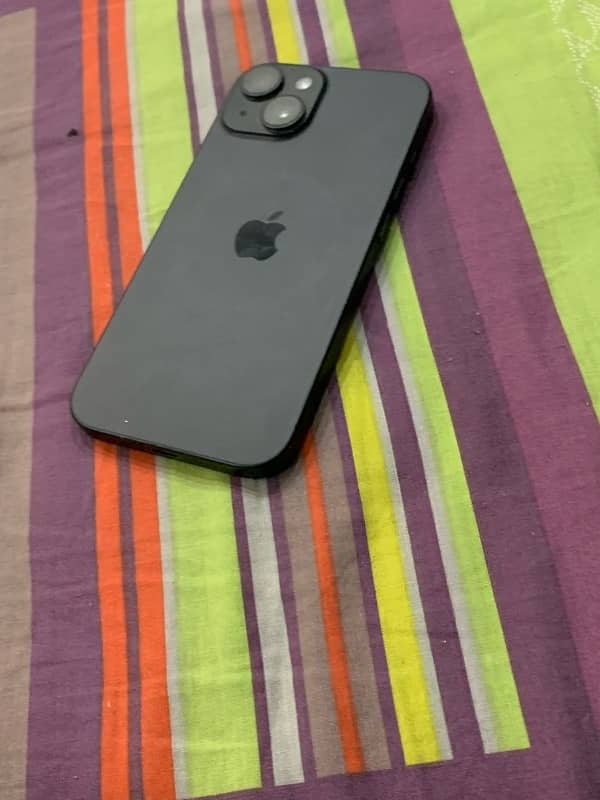 iPhone 15 256 GB 1